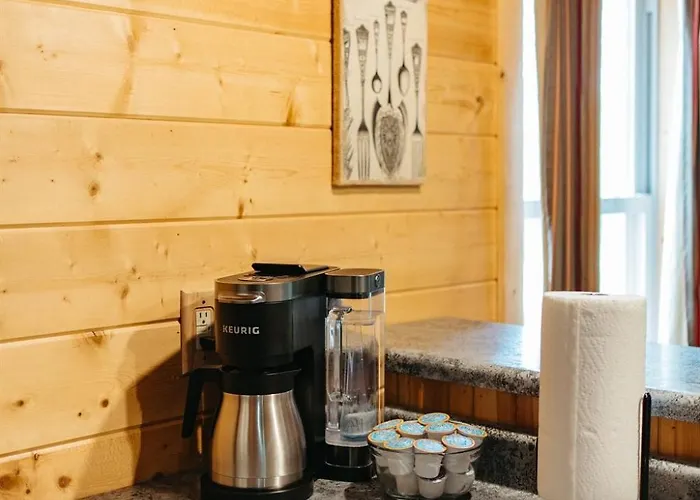 Ferienhaus Romantic W Hot Tub Near